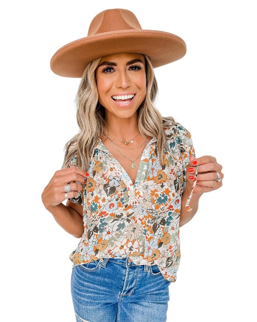 Azura Exchange Разноцветная блузка с V-образным вырезом и цветочным принтом