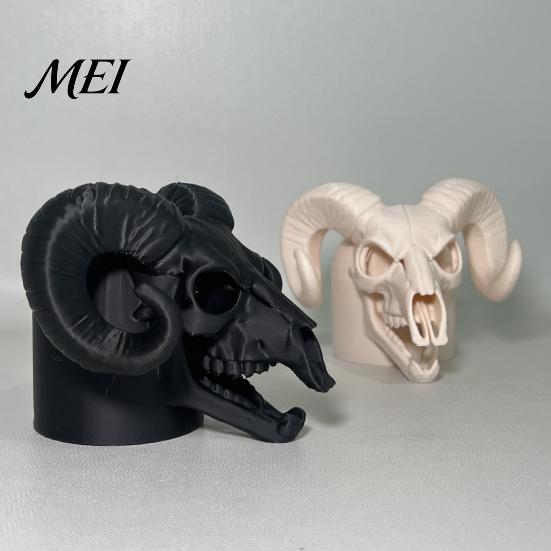 Exaggerated Horn Hitch Design Cover Cap for The Trailer Coupling, 3D Printed Ram Skull Unique Accessory Cover, Black/White Bone Truck, Recreational