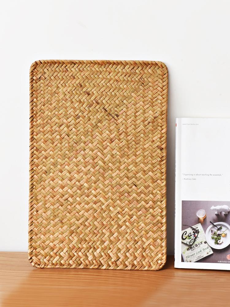 Chinese Style Seagrass Woven Table Mats: Retro Dining and Tea Ceremony Placements