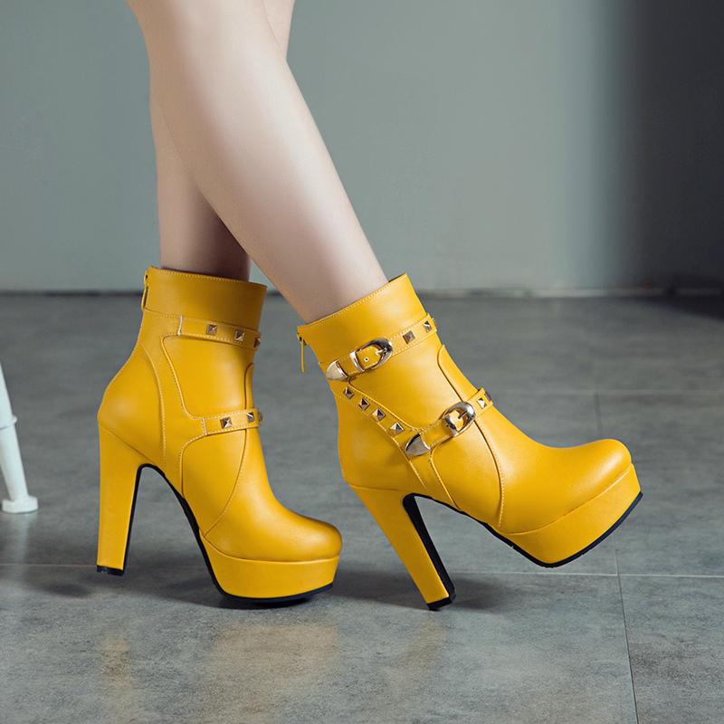 Модные женские ботильоны на платформе, сексуальные ботильоны с заклепками для женщин, красные, желтые, белые, черные, короткие, туфли для вечеринок, женская обувь больших размеров