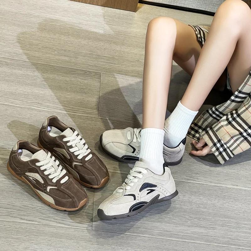 Женская спортивная обувь, роскошные повседневные теннисные кроссовки из искусственной кожи для женщин, тренд 2024 года, удобная обувь на плоской подошве, брендовая обувь для активного отдыха