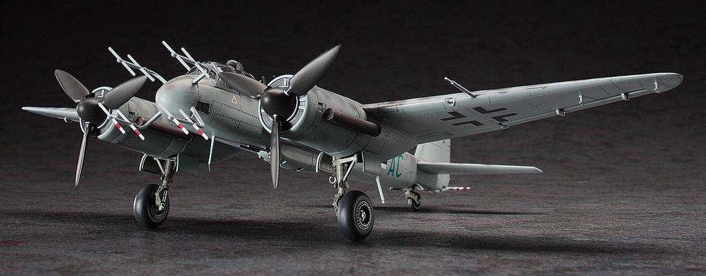 Пластиковая модель Hasegawa Luftwaffe Junkers Nachtjaeger E32 Ju88G-6 1/72