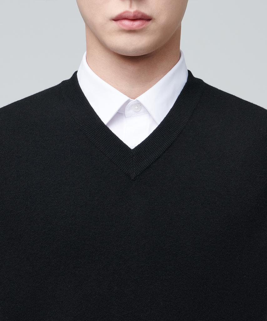 MUSINSA STANDARD Lambswool V-Neck Knit Vest [Black]