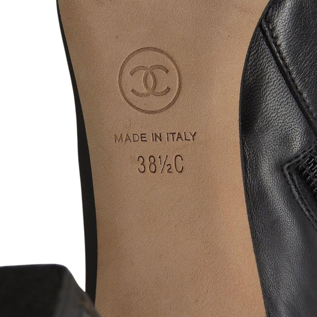 Great CHANEL Ankle boots black leather Women 38.5 G31795 Used