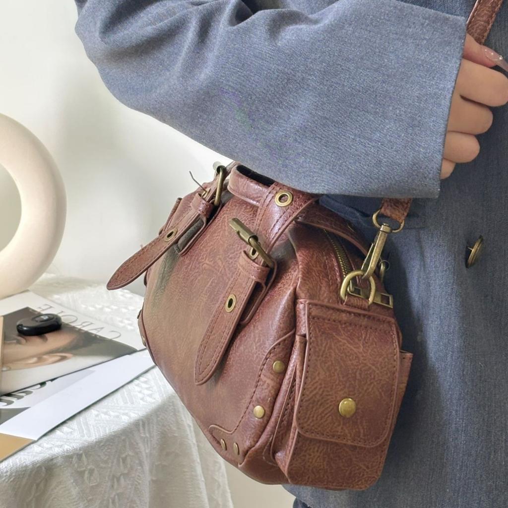 2024 Осень Зима Новая Женская Мода Ретро Сумка Мотоциклетная Сумка Нишевый Дизайн Одноплечевая Сумка Кроссбоди Трендовая