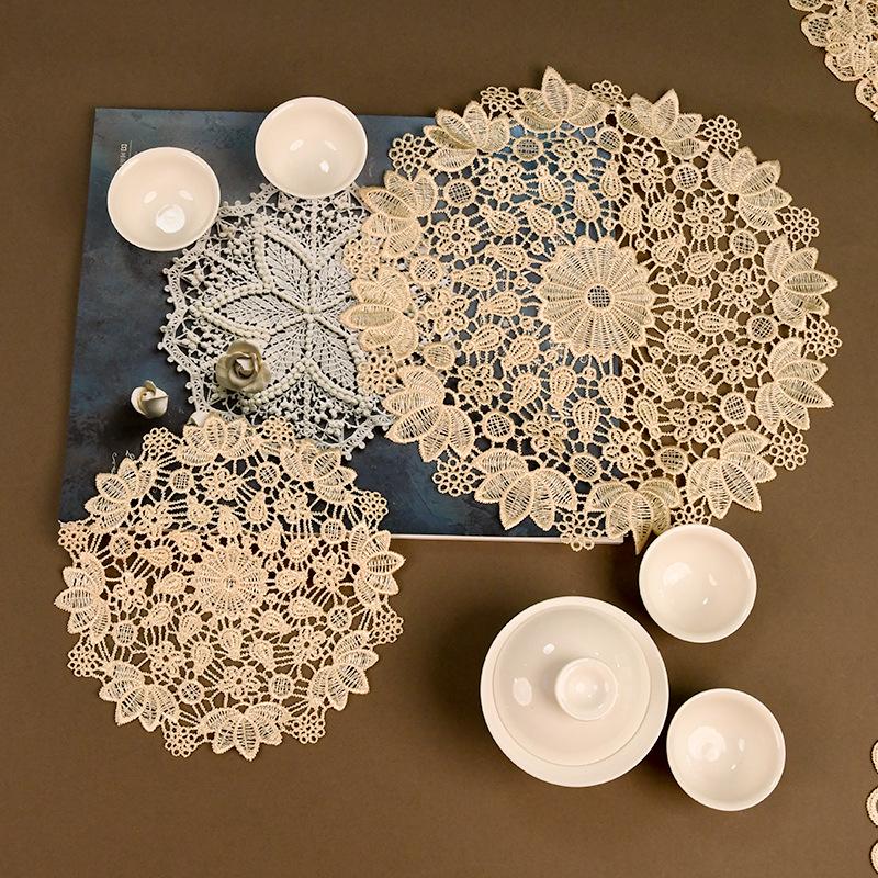 Этнический стиль Вышитая Нескользящая Круглая Подставка и Декоративная Настольная Салфетка