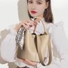 Сумка-мессенджер из коровьей кожи в стиле легкой роскоши для通勤, высококлассная сумка, женская кожаная сумка-ведро