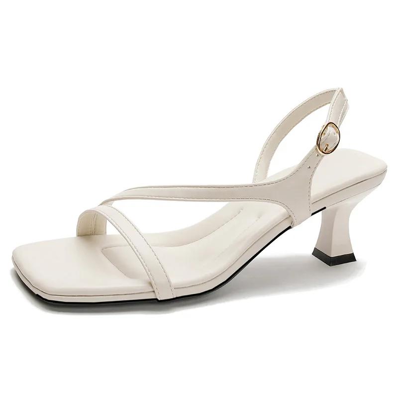 Модные босоножки на высоком каблуке Женские Летние 2025 Новые Квадратный носок с высоким каблуком Женские Шпильки Французская Мода Крутые Шлепанцы