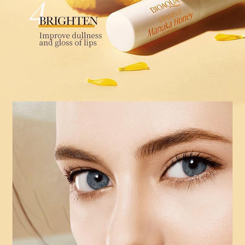 Увлажнение губ с медом и витамином Е. Увлажнение. Уменьшение морщин на губах и предотвращение сухих трещин.