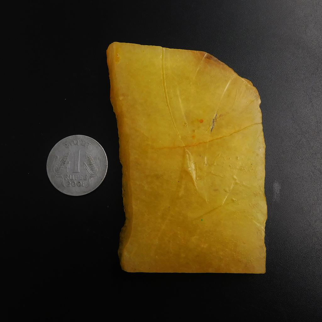 529.70 Carat Natural Yellow Rough Sapphire Loose Gemstones Uncut