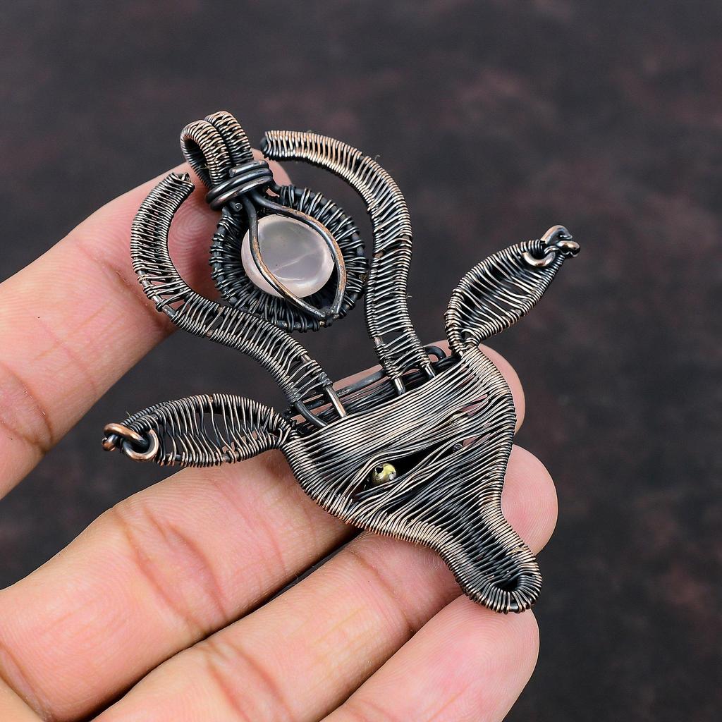 Кулон из розового кварца, медная проволока, кулон, кулон с драгоценным камнем, ювелирные изделия для лица коровы, кулон ручной работы, подарок для него, уникальные медные дизайнерские украшения