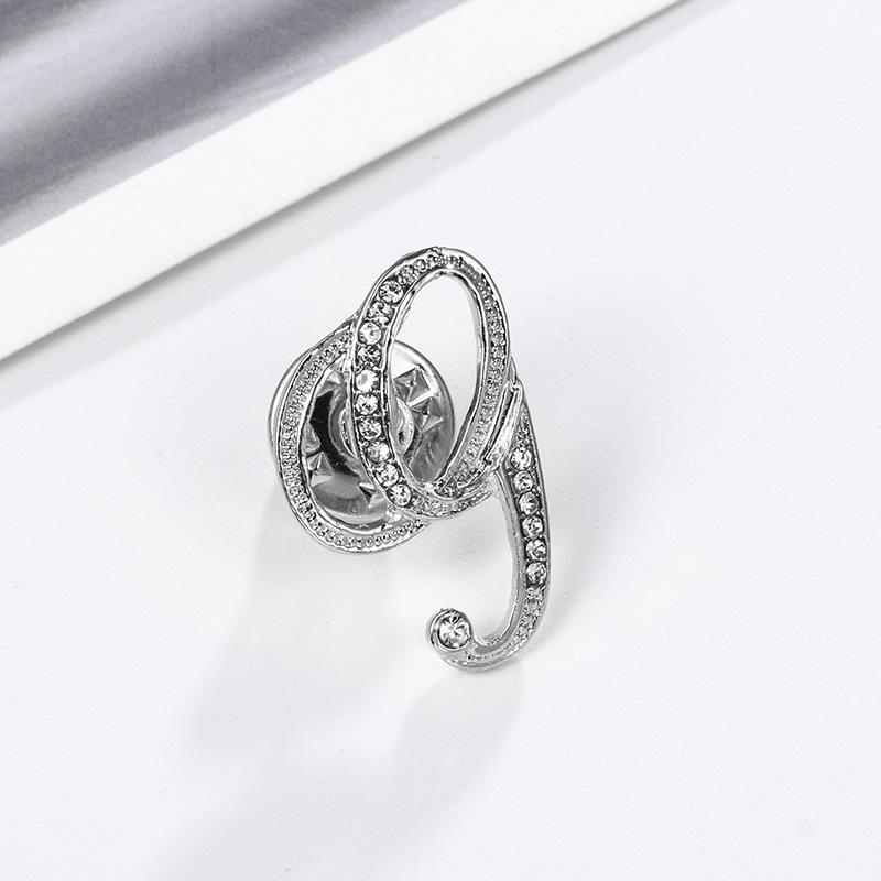 High-Precision Electroplated Vintage Alloy Brooch with Rhinestones