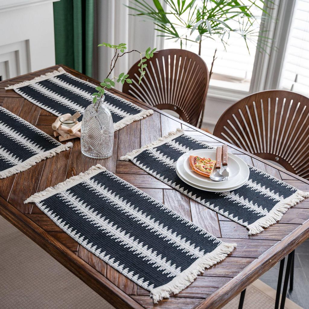 Салфетки для столовых приборов Yiman Qiyun из хлопковой нити с кисточками и полосками на Рождество