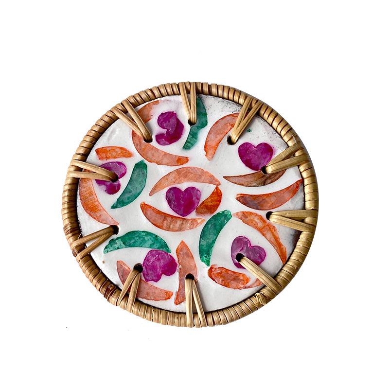 Набор чайника, чашки и подставки с изоляцией из ракушек для высококлассных отелей и ресторанов