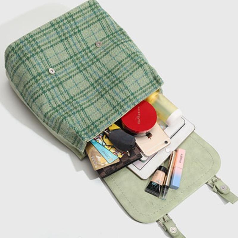 Fashionable Retro Backpack for Women Versatile Large Capacity Casual Travel Backpack Trend School Bags Designer Bags Laptop Bags