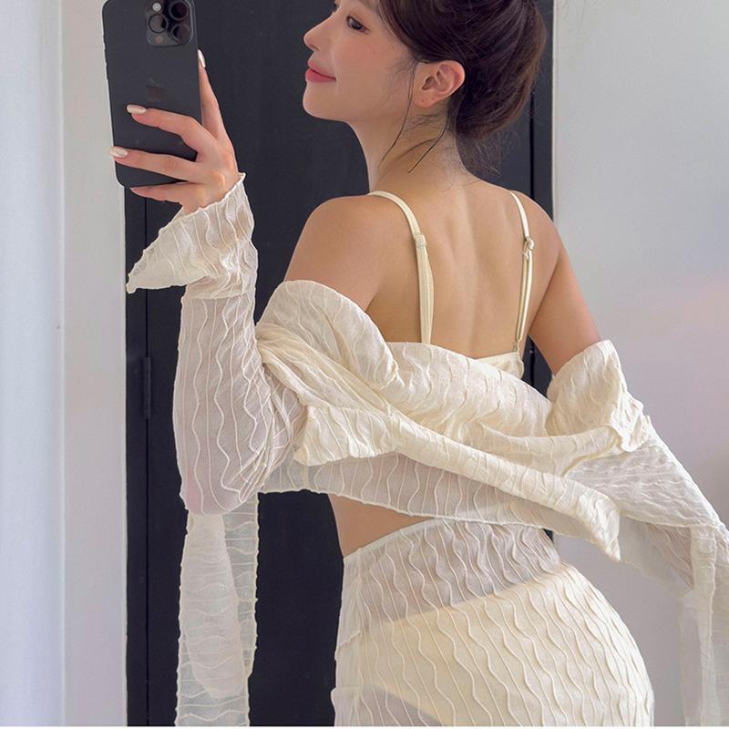 South Korea 1011 hot spring new sexy bikini four-piece blouse solid color swimsuit split swimsuit women