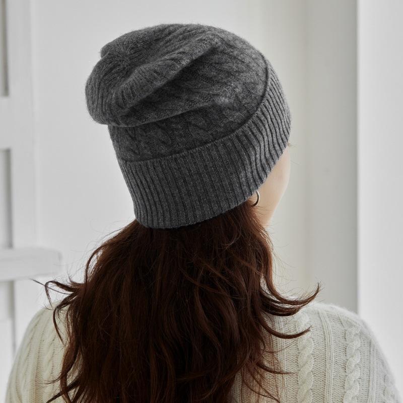 Cashmere self-heating knitted hat women's thickened twisted hat solid color knitted hat versatile ear protector wool hat