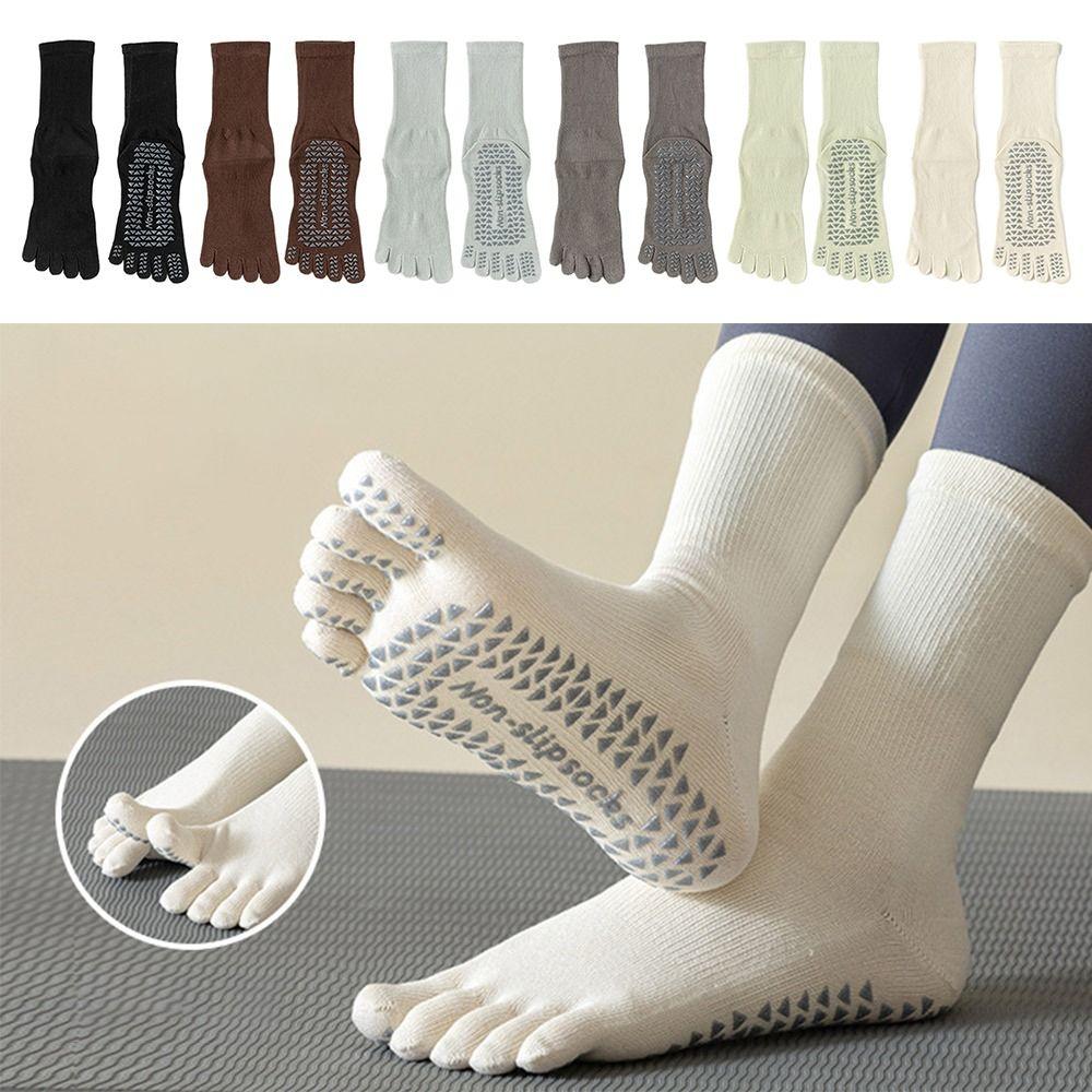 Mid-tube Women Yoga Socks Silicone Non-slip Dance Sports Socks Comfortable Split Toe Socks