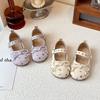 Милые девчачьи туфельки с цветочным принтом из маленькой кожи 2025 весна и осень новые туфельки принцессы в иностранном стиле с бантом для маленькой девочки детские одинарные туфли