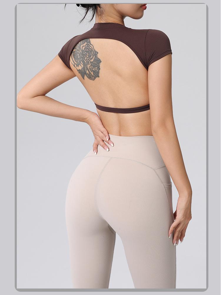 Wangtu Women's Short Sleeve Yoga Crop Top with Chest Pad for Exercise and Fitness