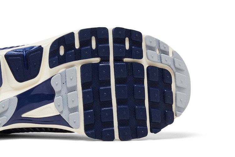 Nike Zoom Vomero 5 Yankees