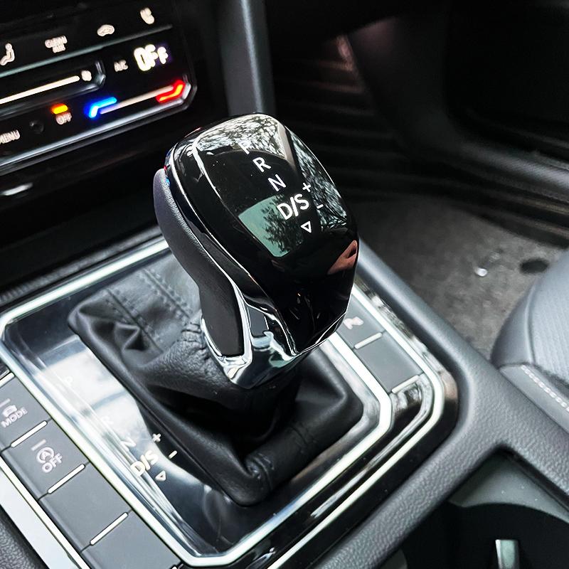 Для Volkswagen Touareg Passat Magotan Golf Beetle CC электронный рычаг переключения передач с модифицированным рычагом переключения передач со светодиодным дисплеем на ручке переключения передач