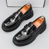 Дизайнерская мода Новые мужские черно-белые смешанные повседневные кожаные туфли Мужские лоферы для увеличения роста Свадебное платье Формальная обувь