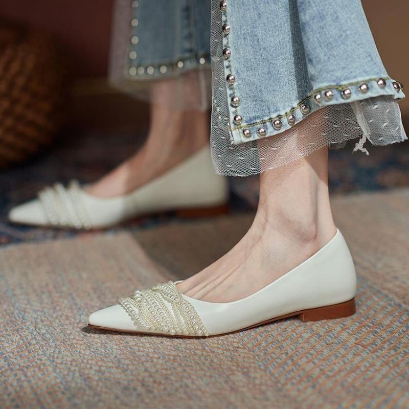 Fashion Elegant String Bead Ballerina Women Shoes Sneakers Shallow Slip On Loafers Woman Flats Sweet Pointed Toe Pearl Moccasins 2024