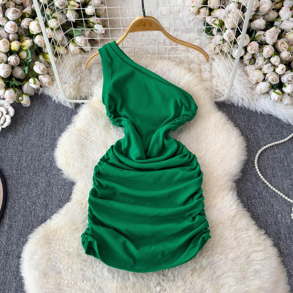 Платье с косым воротником для похудения и моделирования женской одежды на весну