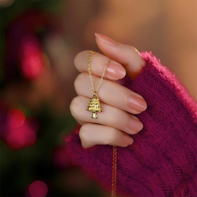 High-End Christmas Tree Pendant Necklace for Women - Stylish Luxury Fashion Clavicle Chain Holiday Jewelry