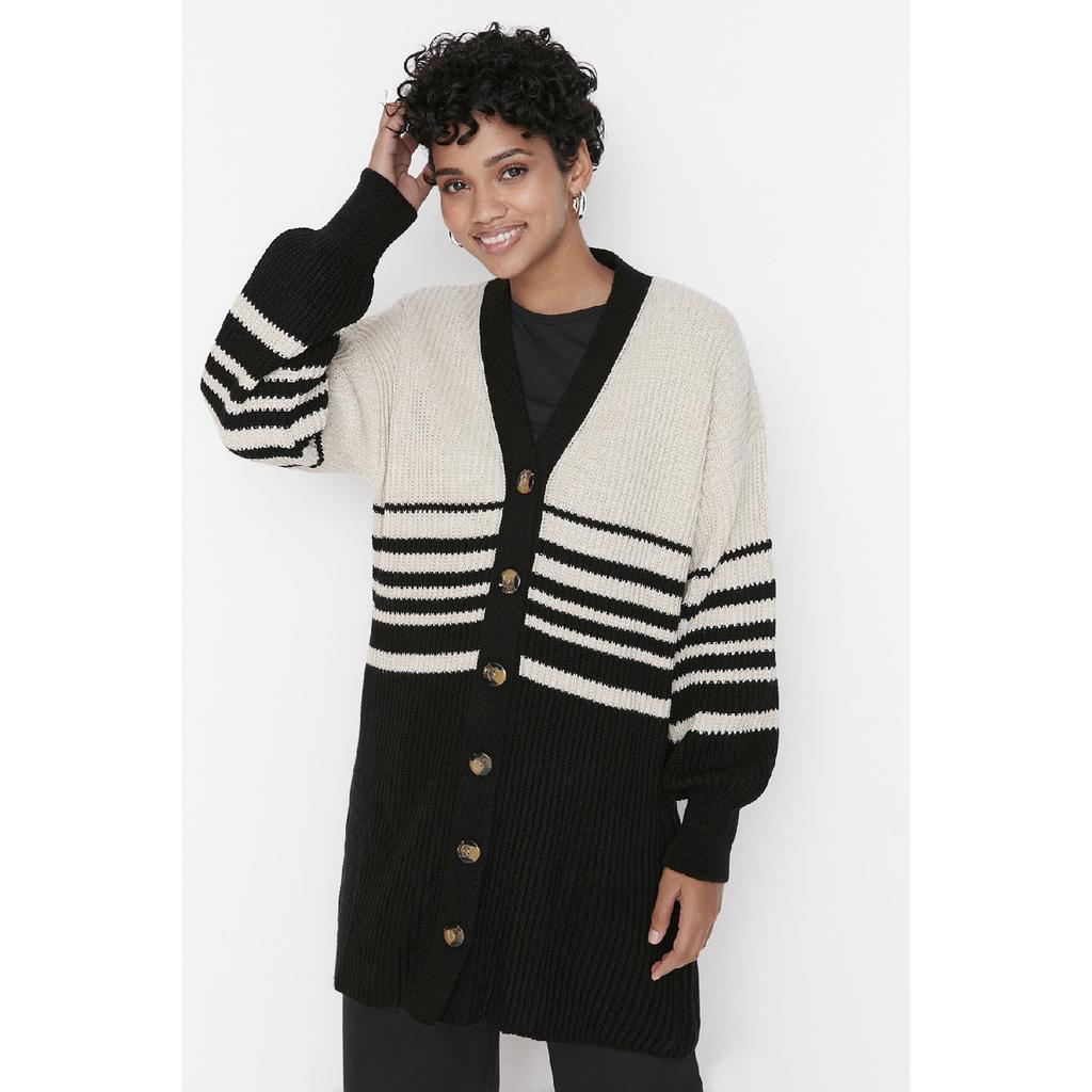 Черно-белый полосатый кардиган с костяными пуговицами и детальным трикотажем Tctaw23hi00006