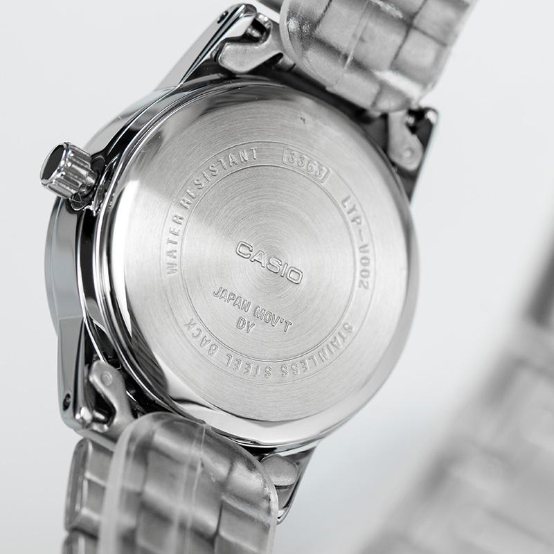 Casio Женские часы стандартной серии Серебристые LTP-V002D-7B3 LTP-V002D-7B3
