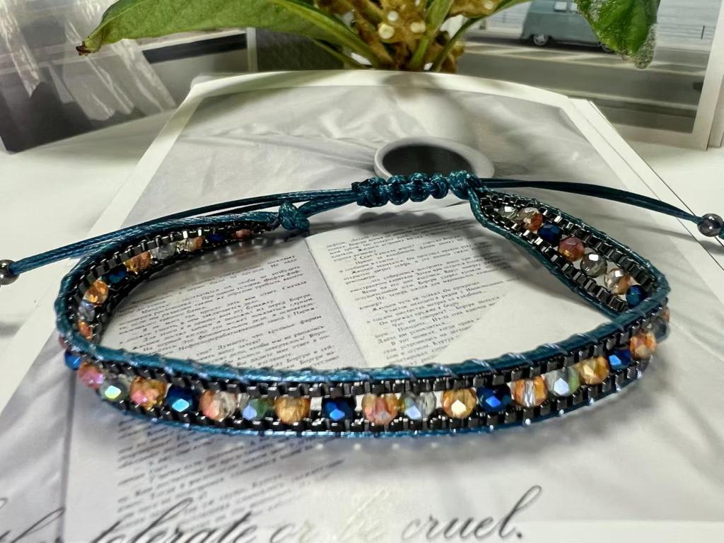 Европейский и американский плетеный вручную кристальный ретро этнический браслет дружбы для женщин