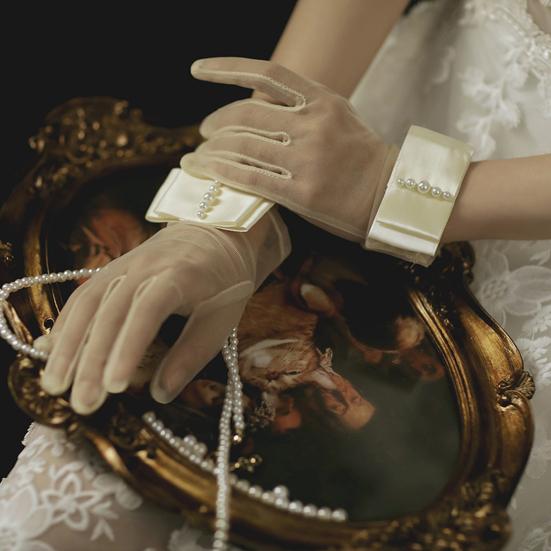 Сатиновые перчатки невесты Короткие тюлевые свадебные перчатки Прозрачные короткие перчатки на запястье с бантом и искусственным жемчугом для выпускного вечера, вечернего мероприятия, чаепития