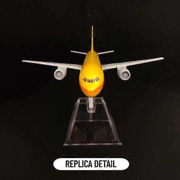1:400 Scale Metal Airplane Replica Dhl Boeing 757 Airplane Diecast Model Airplane Home Office Miniature Toys for Kids - Perfet 106.Swiss B747