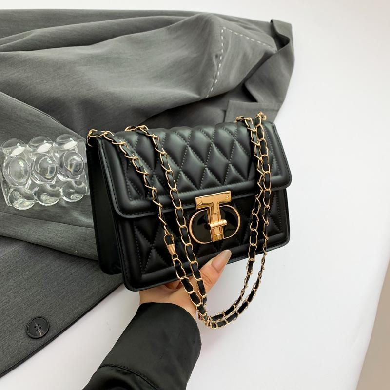 Casual French Underarm Bag for Women New Trendy Fashion Chain Diamond Shaped Single Shoulder Small Square Bag Fashionable Crossbody