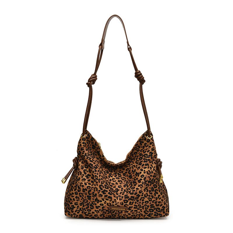 Fashion Trend Velvet Leather In Style Feminine Bag New Korean Version Popular Leopard Print Large Capacity Shoulder Bag