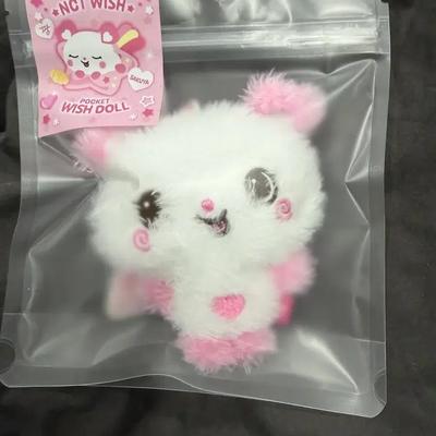 Монетницы, зажимы, брелоки – Брелоки