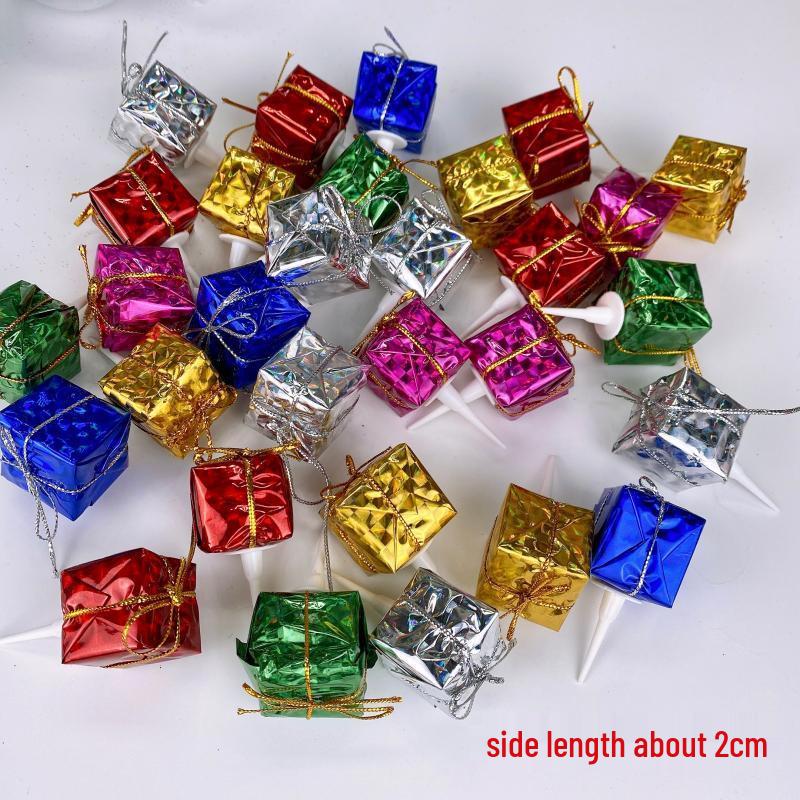 Natural Dried Pine Cones for Christmas Tree Decoration, Photography Props, Floral Wreaths, and Bouquets.