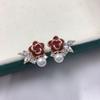 Серьги из натурального пресноводного жемчуга с микро-инкрустацией красной камелией из циркона, элегантные серьги-подвески с жемчугом, аксессуары
