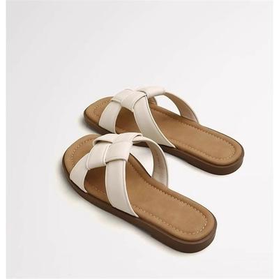 [Версия из мягкой кожи] Новая корейская версия 2025 года универсальные на плоской подошве простые с ощущением наступания на дерьмо с круглым носком носить мягкую подошву шлепанцы на одном ремешке