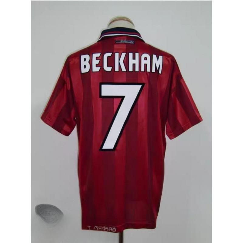 Retro jerseys: Santos, Neymardini, England, Beckham, Gerard Lampard, AC Kaká jersey