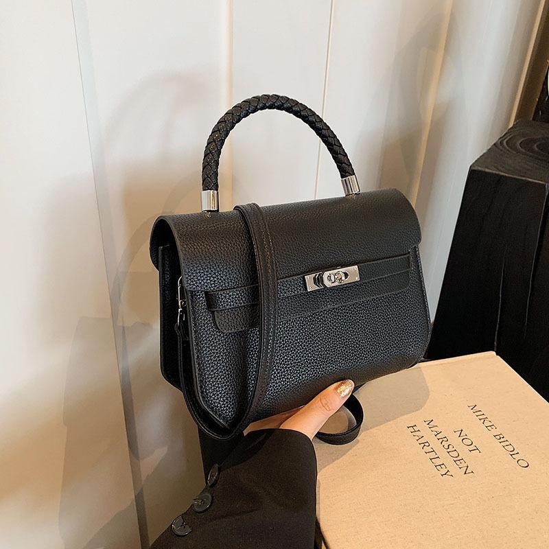 Популярная маленькая сумка-мессенджер женская новая летняя модная сумка через плечо 2024 года маленькая квадратная сумка для поездок на работу