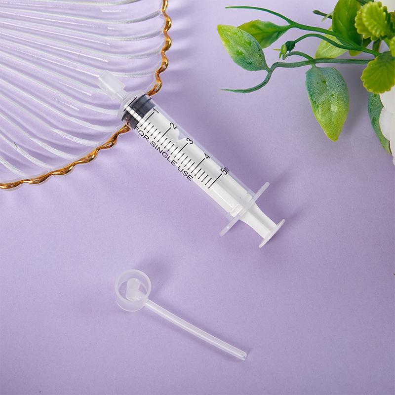 2 шт. пластиковый диффузор для духов, шприц для дозирования, необходимые косметические инструменты