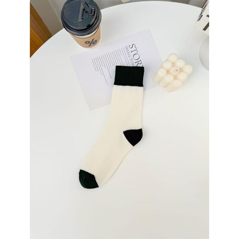 Носки до середины икры для осени и зимы, подобранные по цвету носки до середины икры, нишевые и модные женские носки