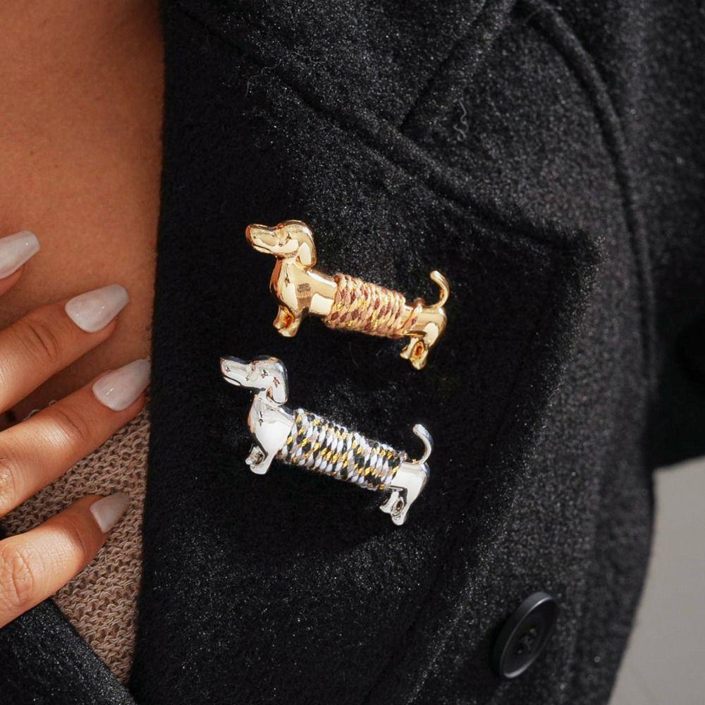 Luxury Cute Dog Brooch Retro Animal Lapel Pin Vintage Sausage Dog Brooch  Suit Accessories
