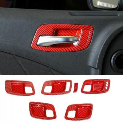 Декоративная накладка на ручку внутренней двери (чаша) для Dodge Charger 2011+ Красный карбон