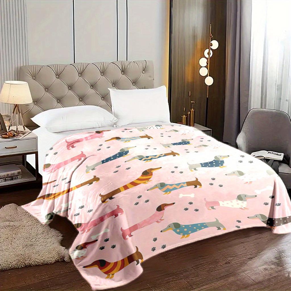 Cute Dachshund Pattern Blanket, Soft and Warm for All Seasons Decorative Throw or Gift Camping Travel Blankets