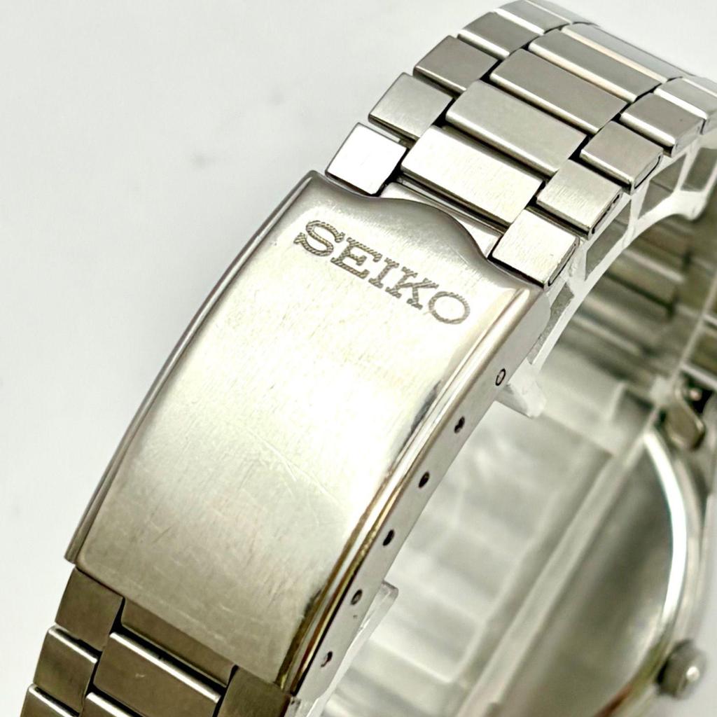 Used [New Battery] SEIKO SPIRIT Men's Watch Silver Day-Date 7N48-7A00 711873