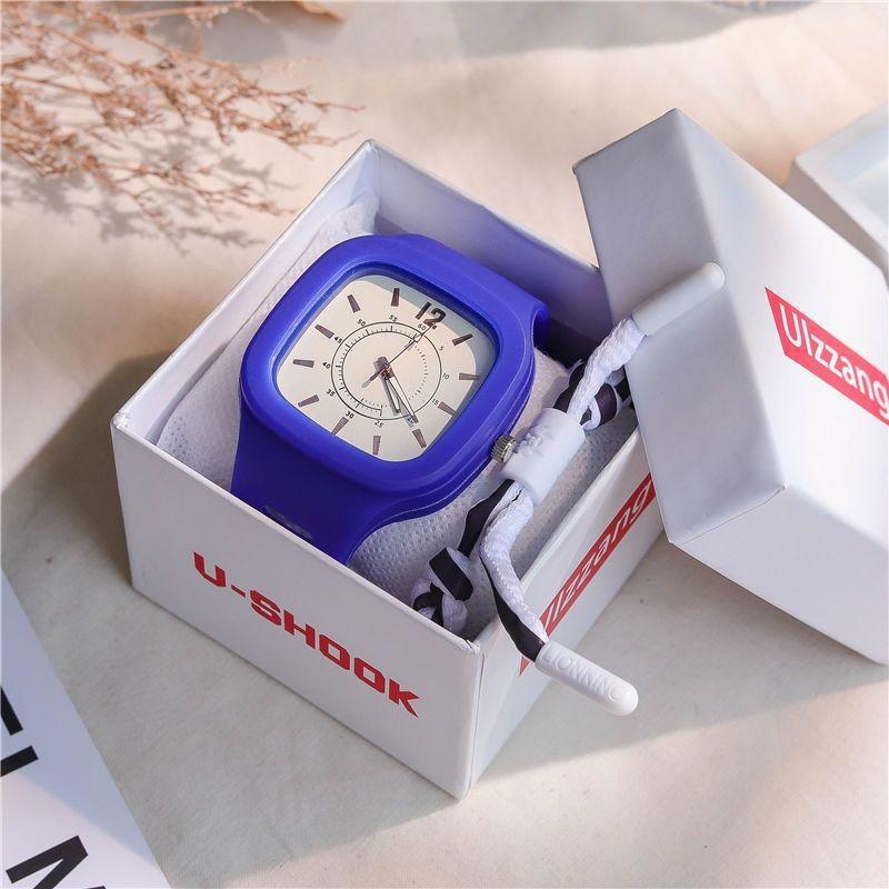 Fashion Women Watches Square Dial Pin Buckle Quartz Watch Women Luxury Ladies Electronic Wristwatches Silicone Female Clock Gift